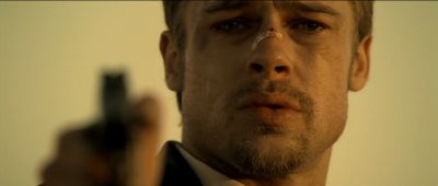 Still from Se7en (1995) that has been tagged with: exterior & crying