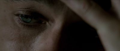 Still from Se7en (1995) that has been tagged with: extreme close-up