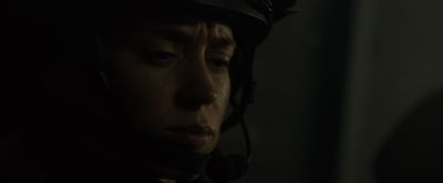 Still from Sicario (2015) that has been tagged with: 4a3621 & helmet & close-up