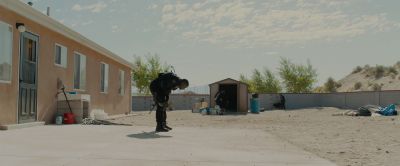 Still from Sicario (2015) that has been tagged with: 004d4a