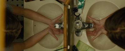 Still from Sicario (2015) that has been tagged with: hand washing