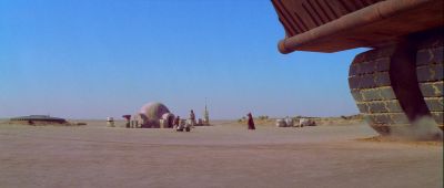 Still from Star Wars: A New Hope (1977) that has been tagged with: 769ecb
