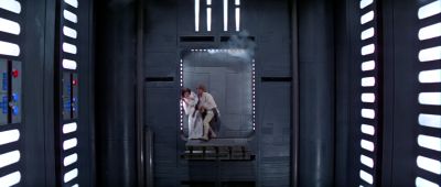 Still from Star Wars: A New Hope (1977) that has been tagged with: 104d94
