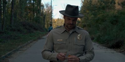 Still from TV Show: Netflix — "Stranger Things: Season 1 - Episode 1" that has been tagged with: e5ab71