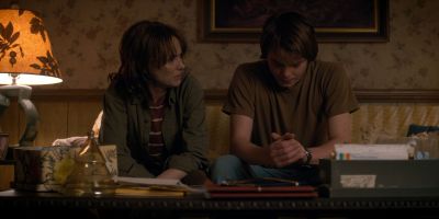 Still from TV Show: Netflix — "Stranger Things: Season 1 - Episode 1" that has been tagged with: 944a00