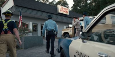 Still from TV Show: Netflix — "Stranger Things: Season 1 - Episode 2" that has been tagged with: 0f0f0f