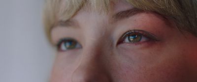 Still from Swallow (2019) that has been tagged with: extreme close-up & eyes