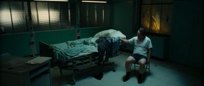Still from Synecdoche, New York (2012) that has been tagged with: hospital