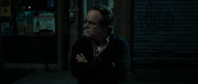 Still from Synecdoche, New York (2012) that has been tagged with: 013220 & clean single & exterior