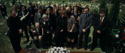 Still from Synecdoche, New York (2012) that has been tagged with: funeral & group-shot