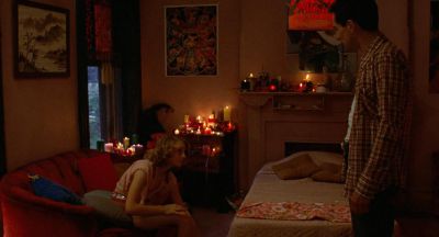 Still from Taxi Driver (1976) that has been tagged with: interior & wide shot & bed