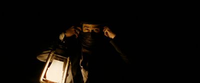Still from The Assassination Of Jesse James By The Coward Robert Ford (2007) that has been tagged with: c5b359 & night & exterior