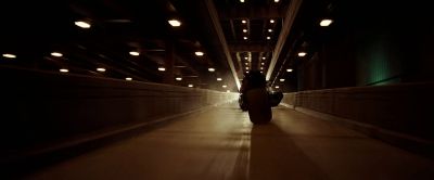 Still from The Dark Knight (2008) that has been tagged with: 3d2b1f & tunnel