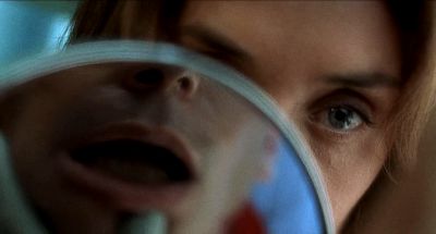 Still from The Diving Bell and the Butterfly (2007) that has been tagged with: 4998d0 & close-up & mirror