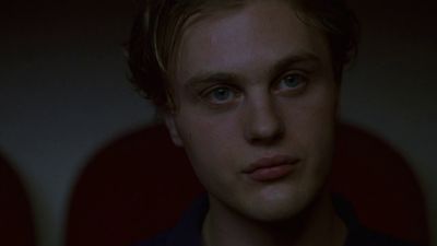 Still from The Dreamers (2003) that has been tagged with: 4f404c & close-up & day