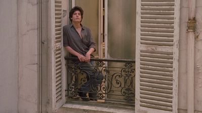 Still from The Dreamers (2003) that has been tagged with: clean single & balcony