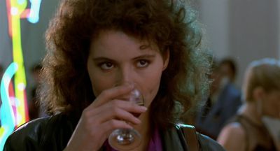 Still from The Fly (1986) that has been tagged with: drinking