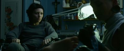 Still from The Girl with the Dragon Tattoo (2011) that has been tagged with: 546a2f & tattoo