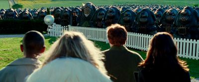 Still from The Hitchhiker's Guide to the Galaxy (2005) that has been tagged with: a67a59 & group-shot & day & fence
