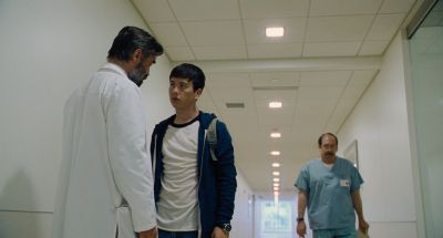 Still from The Killing of a Sacred Deer (2017) that has been tagged with: hallway