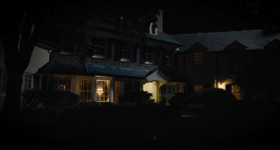 Still from The Killing of a Sacred Deer (2017) that has been tagged with: 6c551e & night & exterior & establishing shot