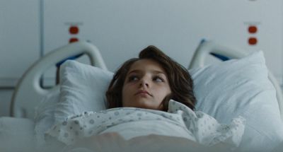 Still from The Killing of a Sacred Deer (2017) that has been tagged with: hospital room