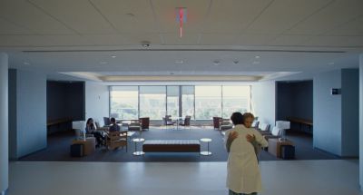 Still from The Killing of a Sacred Deer (2017) that has been tagged with: extreme wide