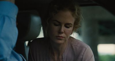 Still from The Killing of a Sacred Deer (2017) that has been tagged with: medium close-up & car interior