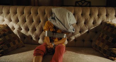 Still from The Killing of a Sacred Deer (2017) that has been tagged with: couch
