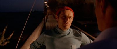 Still from The Life Aquatic with Steve Zissou (2004) that has been tagged with: over-the-shoulder