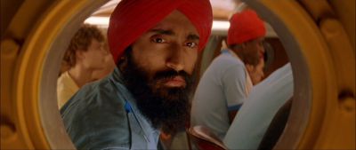 Still from The Life Aquatic with Steve Zissou (2004) that has been tagged with: 714f38 & window & medium close-up & turban
