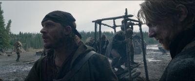 Still from The Revenant (2015) that has been tagged with: 0f0f0f & working