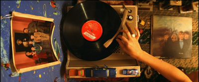 Still from The Royal Tenenbaums (2001) that has been tagged with: record player
