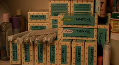 Still from The Virgin Suicides (1999) that has been tagged with: extreme close-up & insert & tampons