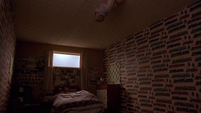 Still from Trainspotting (1996) that has been tagged with: bedroom