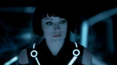 Still from TRON: Legacy (2010) that has been tagged with: 536793 & interior & night & medium close-up